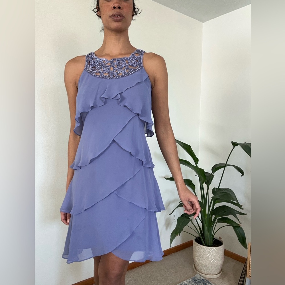 Lavender Sleeveless Dress - Picture 5 of 6